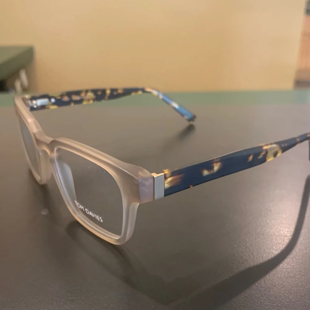 TOM DAVIES TD713 Col 2084  Matte Crystal / Tortoise. 52mm Rectangular Eyeglasses